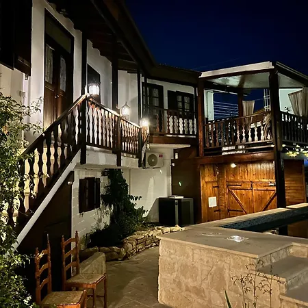 Birds Of Paradise Villa *