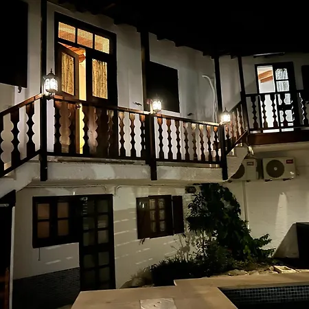 Birds Of Paradise Villa