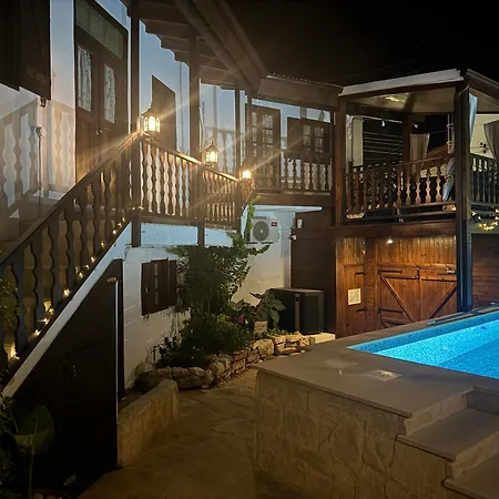 Birds Of Paradise Villa *
